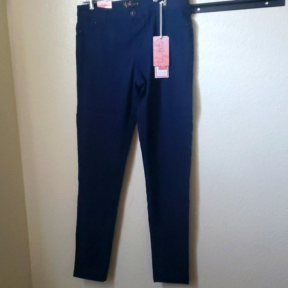 New Truly bella navy Blue pants